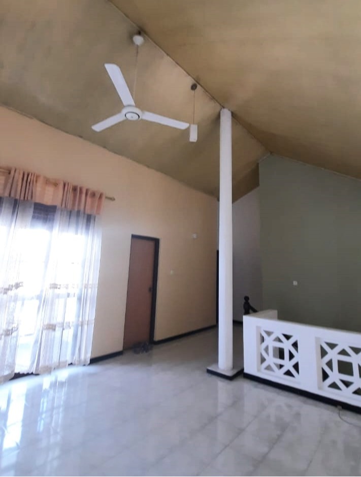 5 BR RECENTLY RENOVATED HOUSE AT POLGASOVITA, COLOMBO